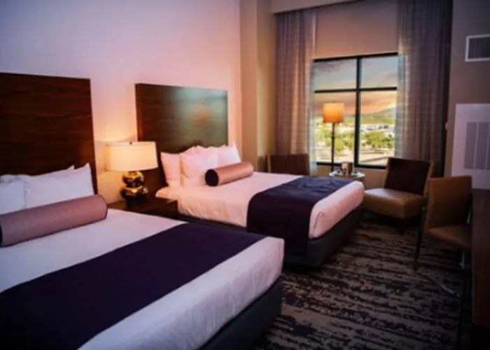 Hotel Estrella At Casino Del Sol 3*